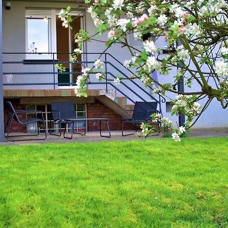 Garten-Blick-Baldeneysee Apartment Essen Exterior photo